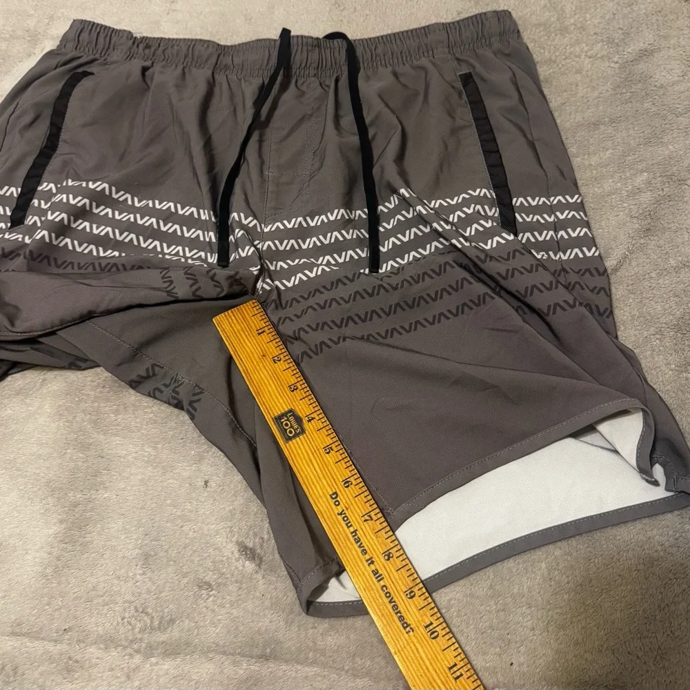 RVCA VA Athletic Shorts Men's Size Large Gray Performance Gym Training